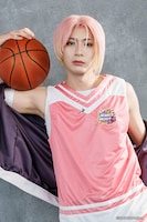 佐藤たかみち扮するミラクル（田村景虎）。