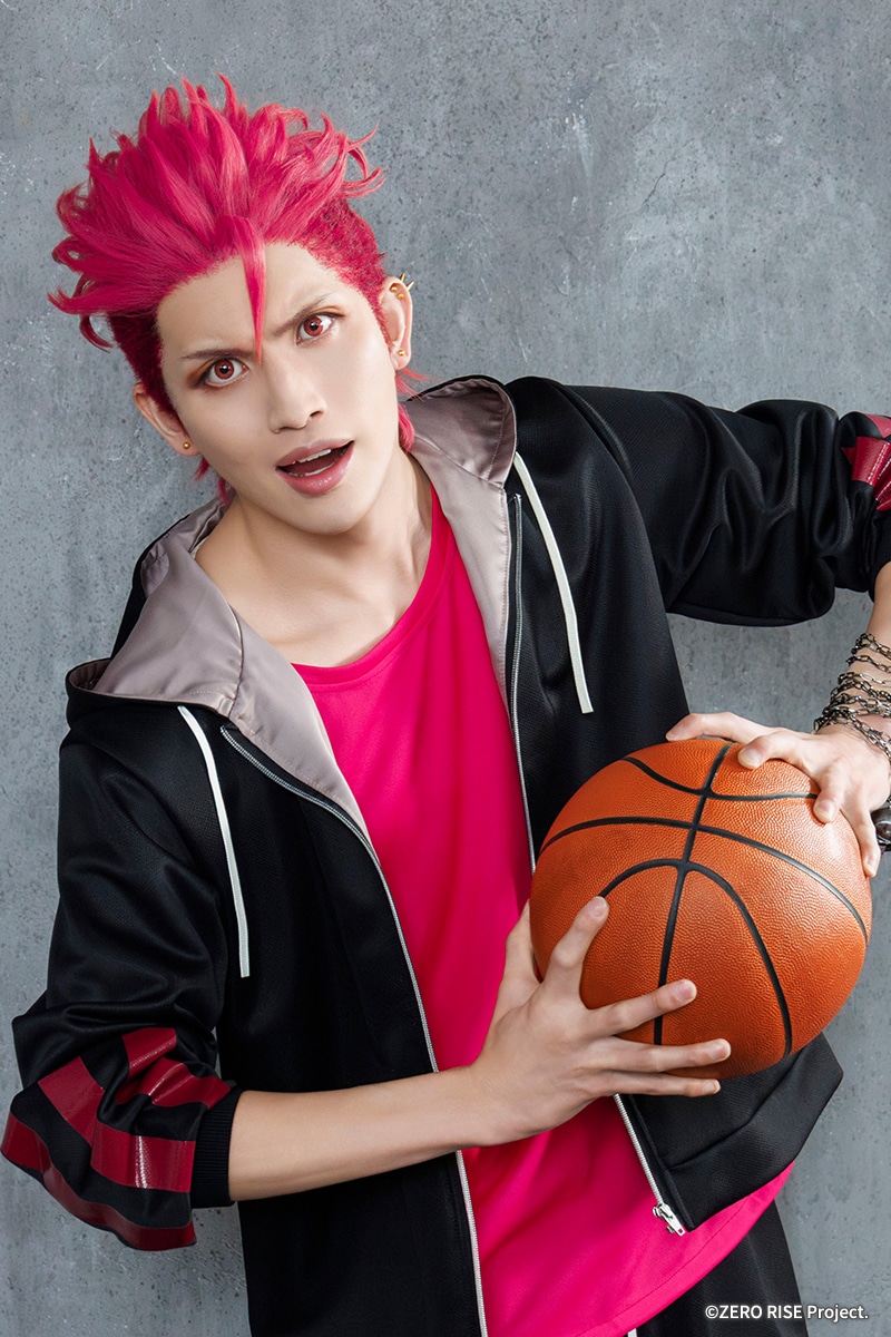 川上将大扮するバリスタ（破裏毅士）。