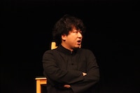 転転飯店 第5回持続可能なコント公演「トーキョー・ラッキー・フー！」より。