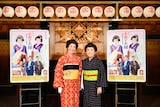早春喜劇特別公演「お光とお紺～伊勢音頭 恋の絵双紙～」囲み取材より、左から寺島しのぶ、藤山直美。