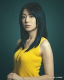 大西桃香扮する松本梢江。