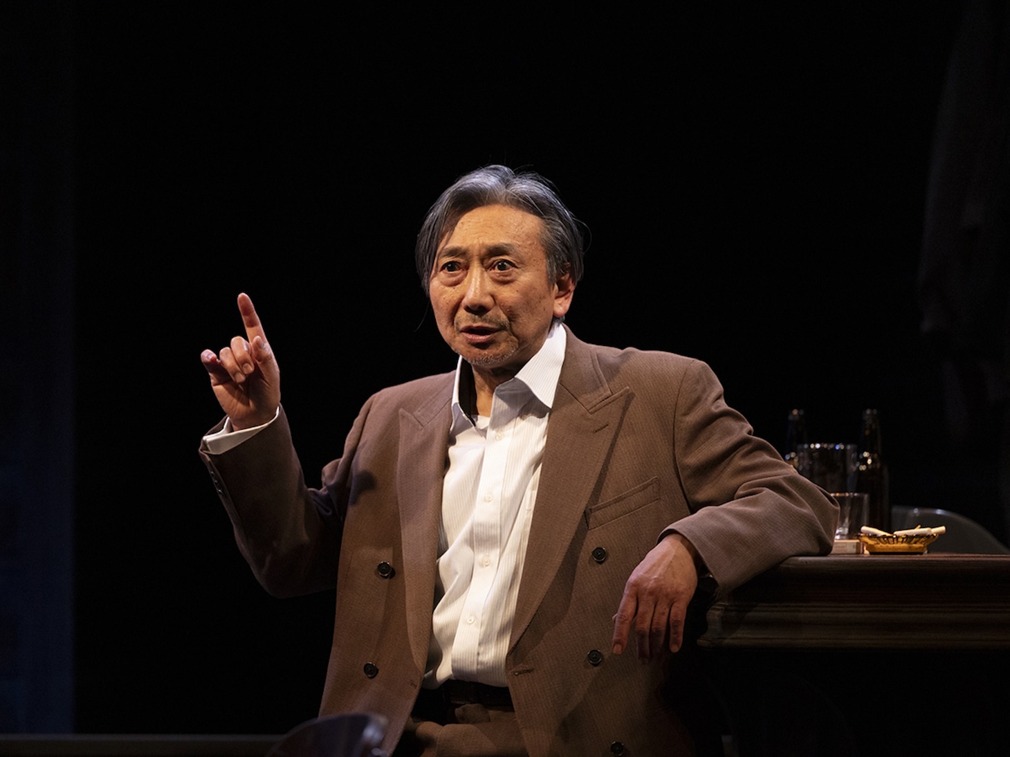 劇壇ガルバ 第7回公演「The Weir～堰～」より。（撮影：加藤孝）