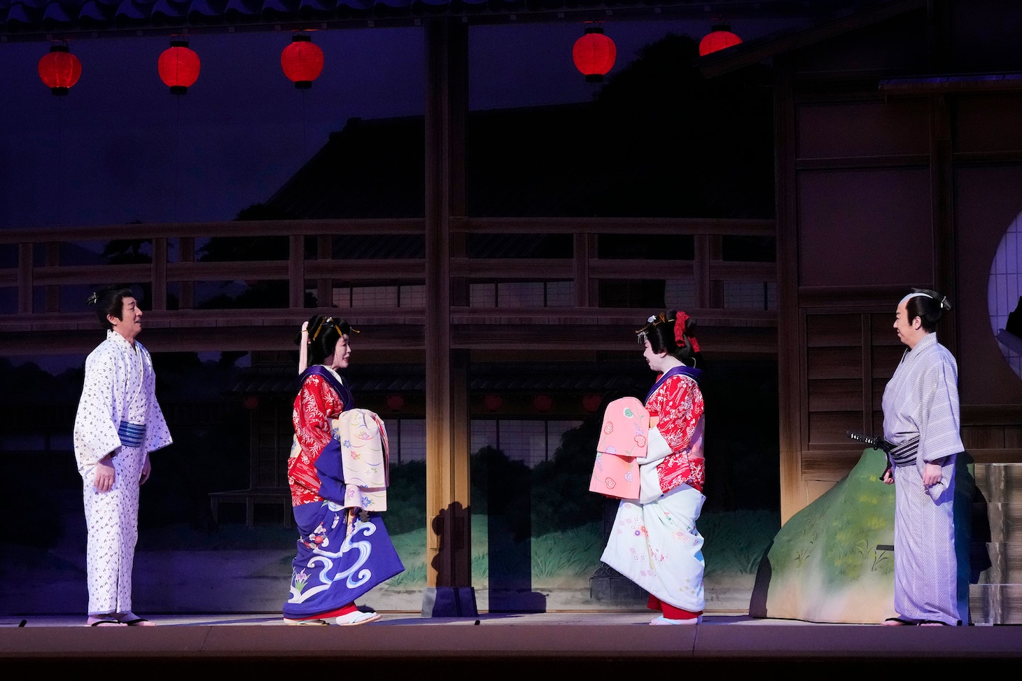 早春喜劇特別公演「お光とお紺～伊勢音頭 恋の絵双紙～」より。