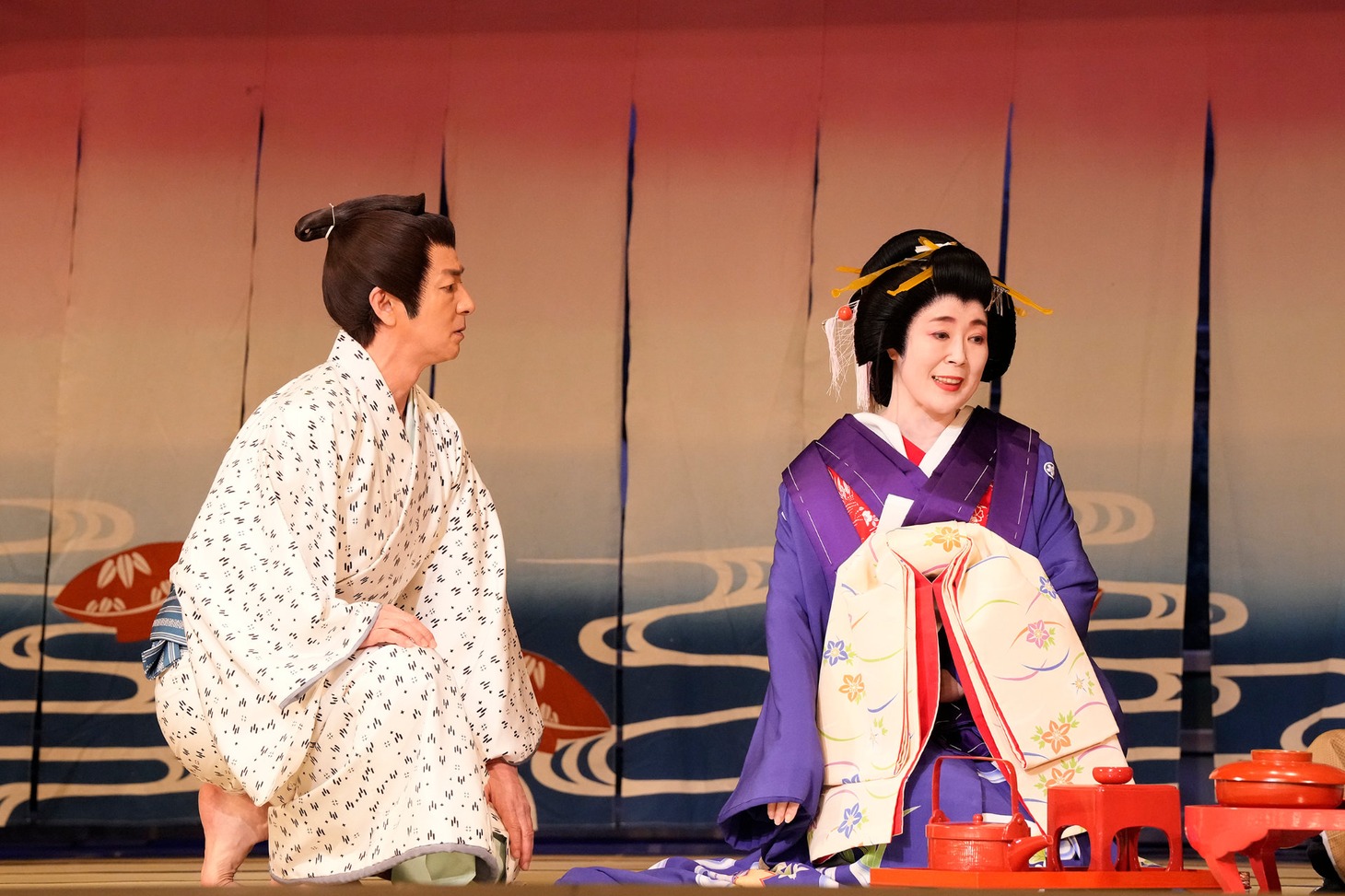 早春喜劇特別公演「お光とお紺～伊勢音頭 恋の絵双紙～」より。