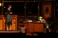 ミュージカル「ダブル・トラブル TAKE2～Hollywood Ending～」より。（撮影：岡千里）