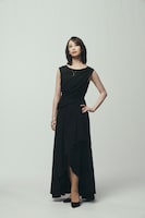 舞台「悪の花」より、海乃美月のビジュアル。