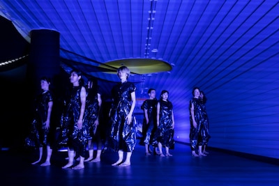 ANTIBODIES Collective - A / PRAXIS - 「無冠のカーニバル」より。