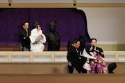 「国立劇場令和8年2月文楽公演」、第一部「『絵本太功記』本能寺の段」より。（提供：国立劇場 / 撮影：田口真佐美）