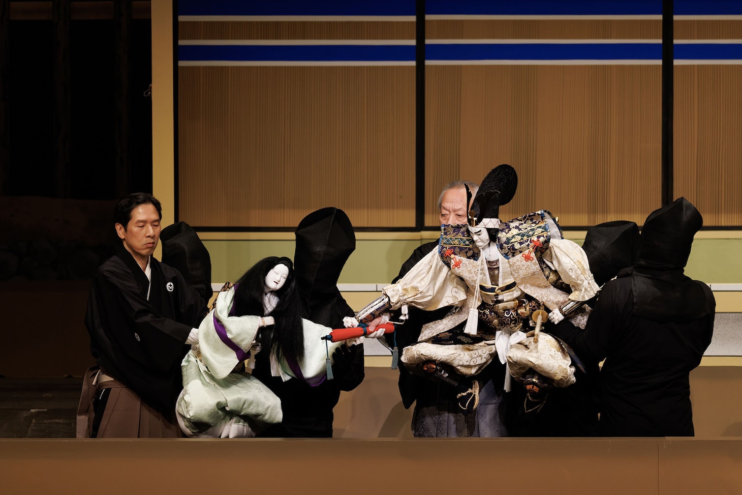 「国立劇場令和8年2月文楽公演」、第一部「『絵本太功記』局注進の段」より。（提供：国立劇場 / 撮影：田口真佐美）
