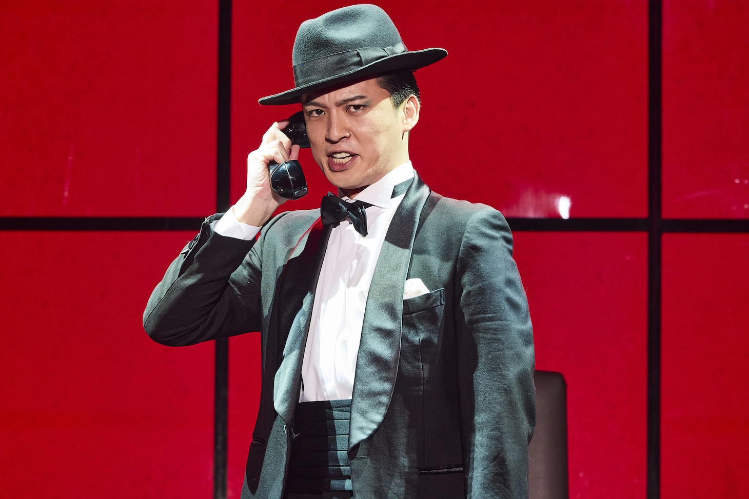 「つかこうへい十七回忌特別公演『熱海殺人事件』ラストメッセージ」チームライオンより。（撮影：神ノ川智早）