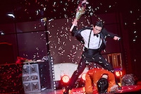 「つかこうへい十七回忌特別公演『熱海殺人事件』ラストメッセージ」チームライオンより。（撮影：神ノ川智早）