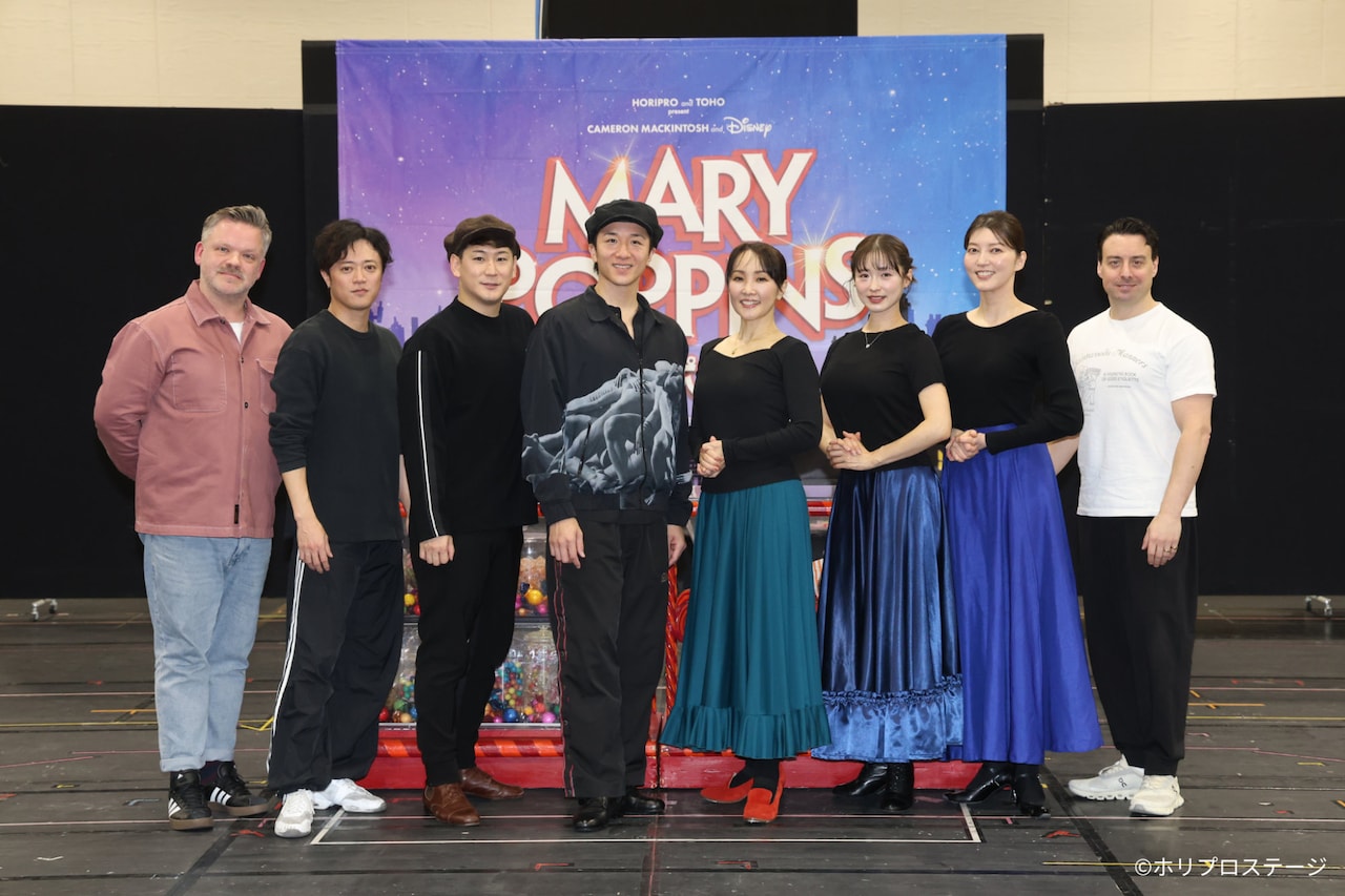 ミュージカル「メリー・ポピンズ」の稽古場披露より。