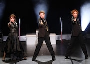 「トップスター翼和希 REVUE SHOW！」より。ⓒOSK日本歌劇団