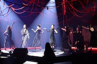 “毒婦”8人の物語を描き出す、仲万美×中屋敷法仁「女郎蜘蛛」開幕