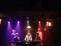 スラステslatstick 第8回公演「WIVES and HUSBANDS」より。