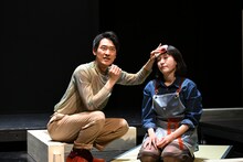 範宙遊泳「われらの血がしょうたい」より。（撮影：雨宮透貴）