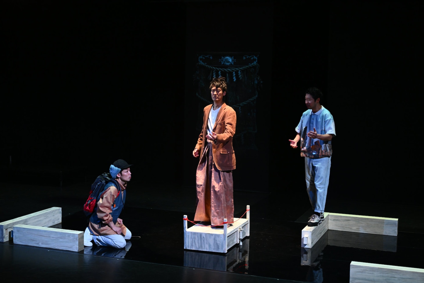 範宙遊泳「われらの血がしょうたい」より。（撮影：雨宮透貴）