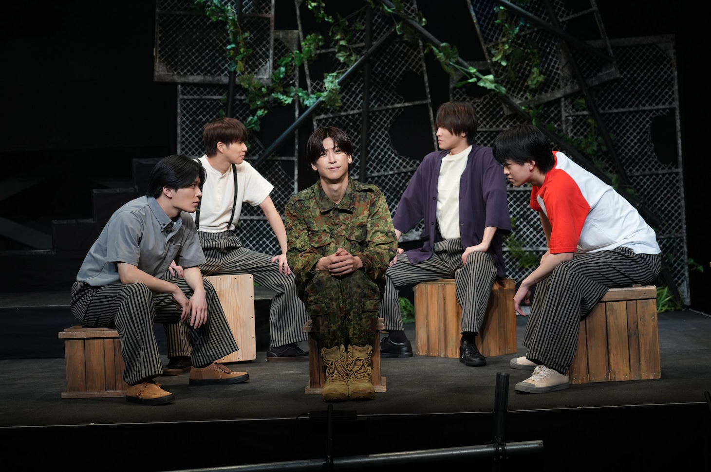 S-BASE vol.1「その鉄塔に男たちはいるという」より。