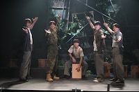 S-BASE vol.1「その鉄塔に男たちはいるという」より。