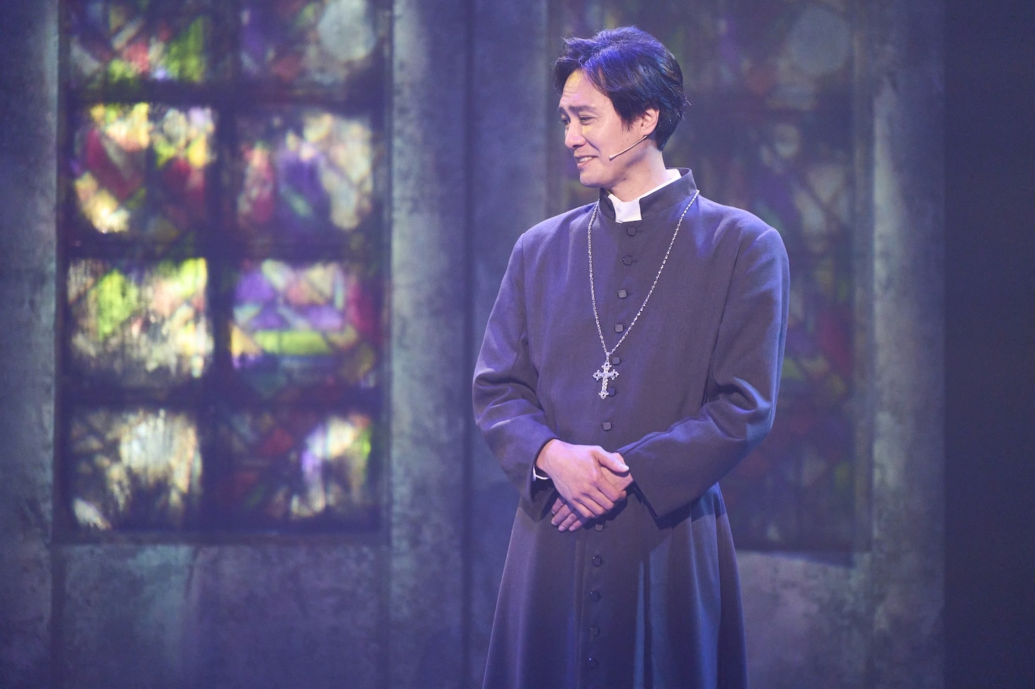 舞台「私立探偵 濱マイク -罠- THE TRAP」より。（©林海象／舞台「私立探偵 濱マイク」製作委員会2026 / 撮影：鈴木崇志）