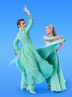 OSK日本歌劇団「レビュー 春のおどり」より、「Silenphony-サイレンフォニー-」ビジュアル（撮影：永石勝）