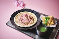 桜ピンクと大葉グリーンの友情（NADABAN by HAL YAMASHITA / 2F）