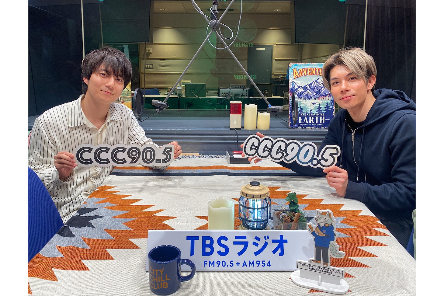 左から西山潤、柿澤勇人。