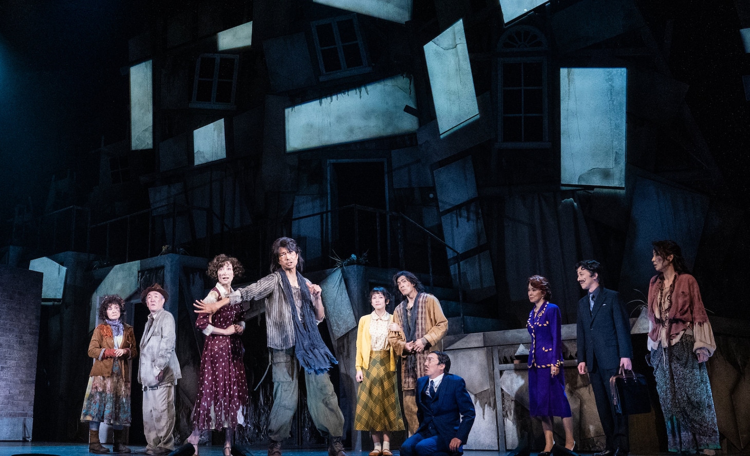 ケムリ研究室no.1「ベイジルタウンの女神」初演（2020年）より。（撮影：引地信彦）