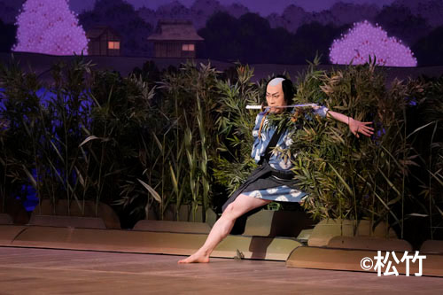 昼の部「加賀見山再岩藤」より。