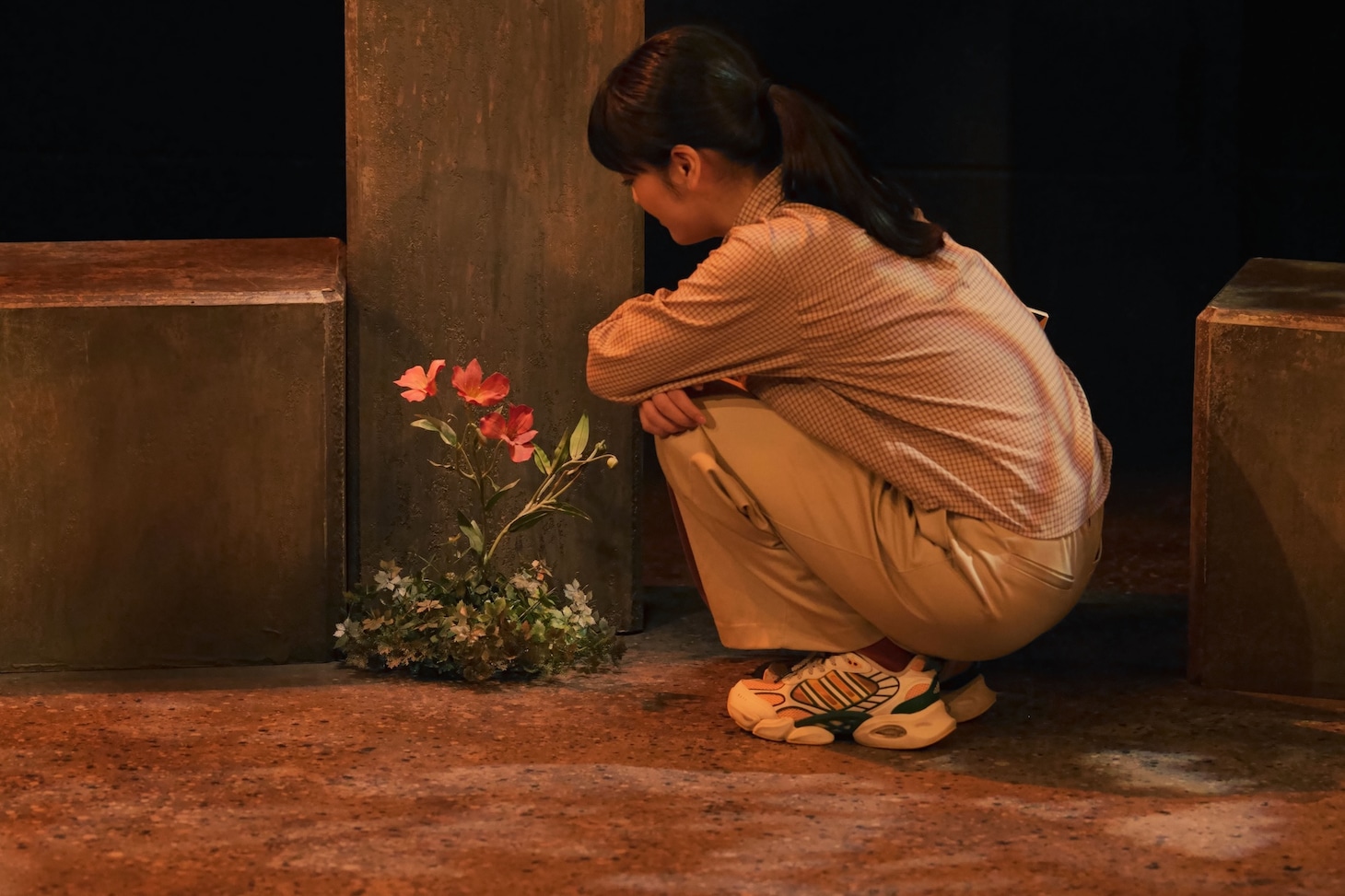 「ワールド、終わらせない」より。（撮影：堀川高志）