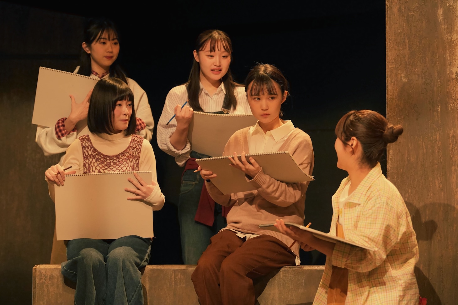 「ワールド、終わらせない」より。（撮影：堀川高志）