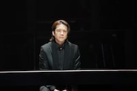 舞台「悪の花」開幕、韓国ドラマ16話を2時間に凝縮…五関晃一「その中で『愛』を見つけて」