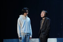 舞台「悪の花」開幕、韓国ドラマ16話を2時間に凝縮…五関晃一「その中で『愛』を見つけて」