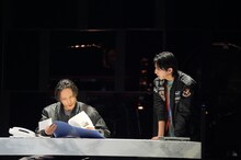 舞台「悪の花」開幕、韓国ドラマ16話を2時間に凝縮…五関晃一「その中で『愛』を見つけて」