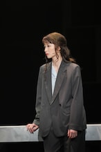 舞台「悪の花」開幕、韓国ドラマ16話を2時間に凝縮…五関晃一「その中で『愛』を見つけて」