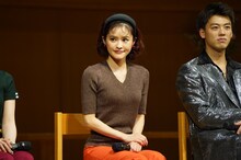 昆夏美（中央）