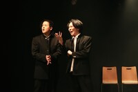 柿喰う客 新人卒業公演「青春部隊」より。（撮影：川尻祐也）