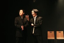 柿喰う客 新人卒業公演「青春部隊」より。（撮影：川尻祐也）