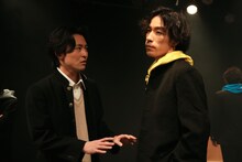 柿喰う客 新人卒業公演「青春部隊」より。（撮影：川尻祐也）