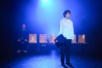 柿喰う客 新人卒業公演「青春部隊」より。（撮影：川尻祐也）