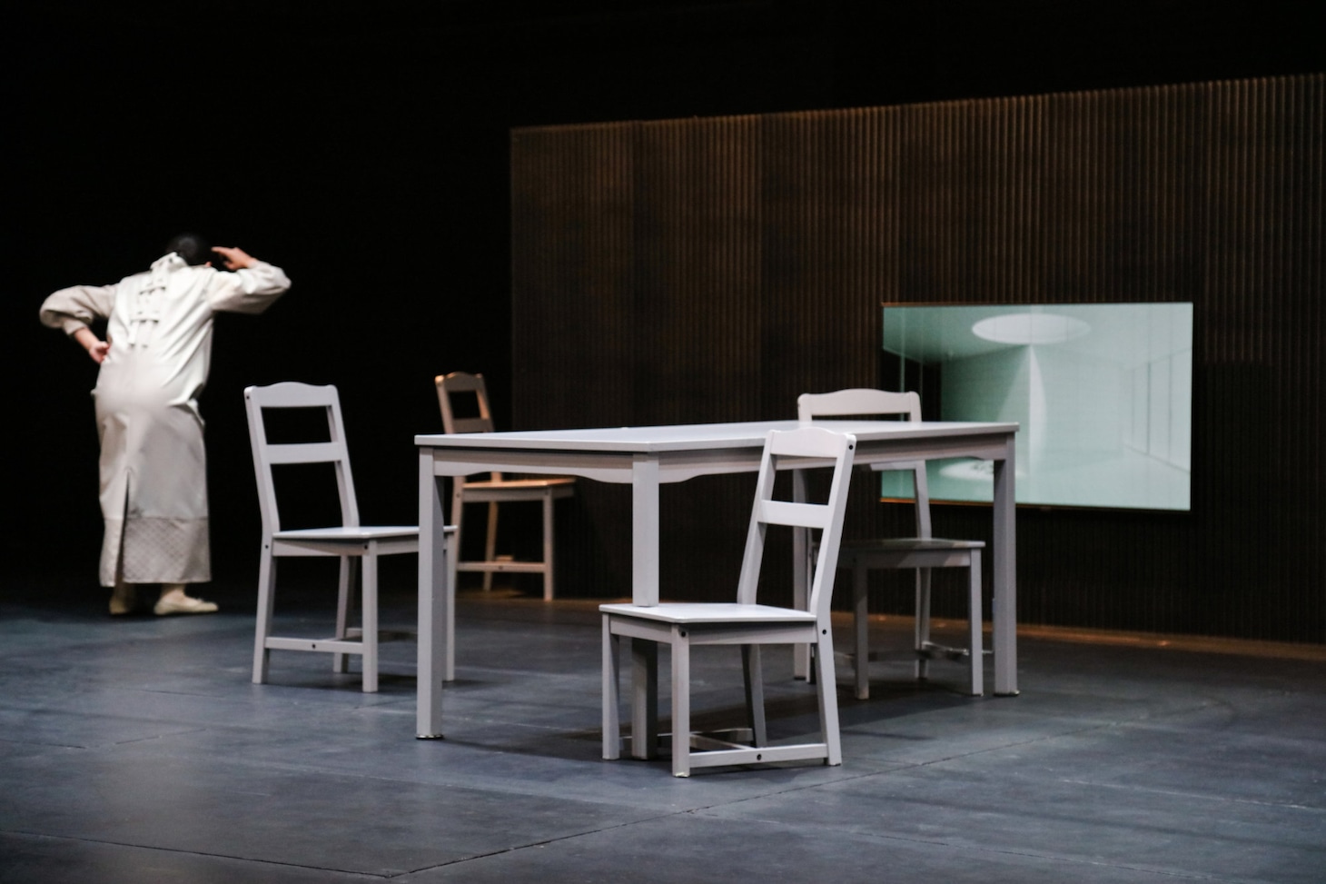 円盤に乗る派「いまのところまだ存在しているわたしのたましいが……」より。（撮影：濱田晋）