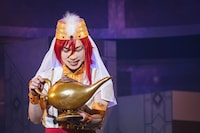 「お願いアラジン！ランプこすって！」より。