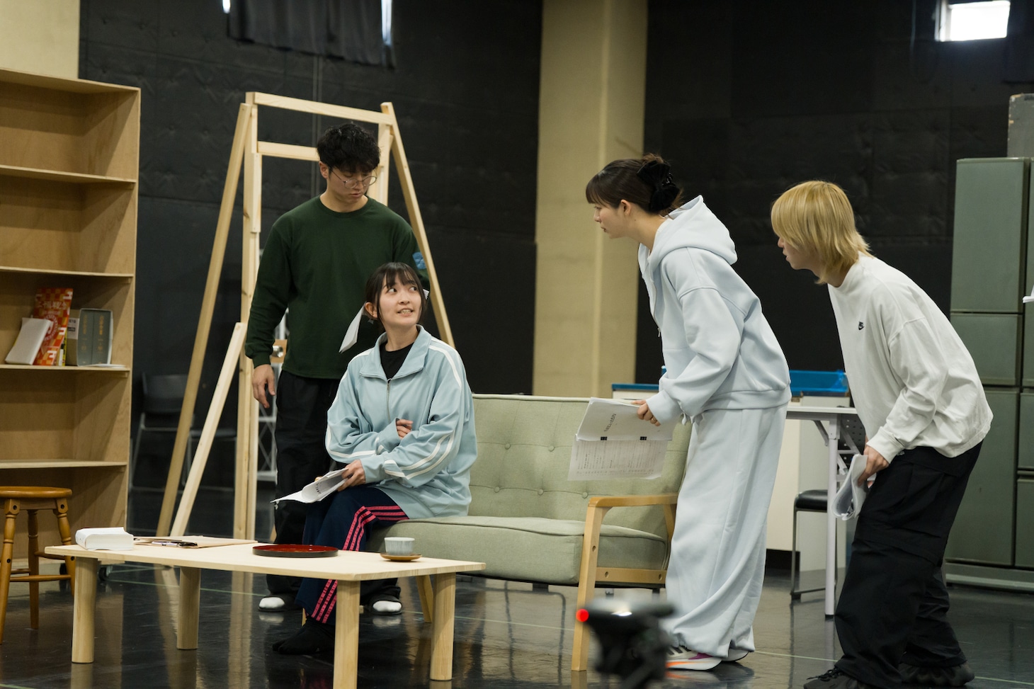 エクストリーム・シチュエーションコメディ（kcal）「汗が目に入っただけ」稽古の様子。（撮影：伊藤智美）