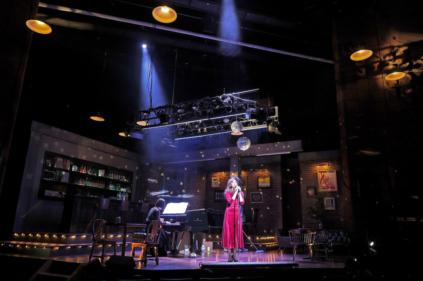 音楽劇「アカネイロのプレリュード～赤坂の奏～」より。