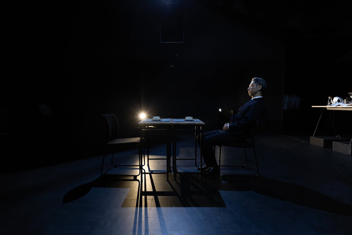 一人の俳優のための五人の演出家による上演 V「この春に」より。（Photo by Kim SAJIK）