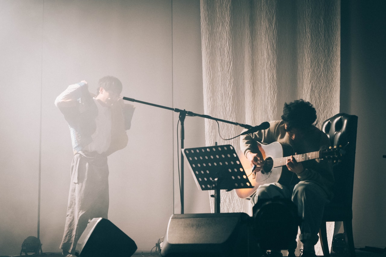 「『こころ』季節と朗読 by ライブナタリー」より。（Photo by Kana Tarumi）