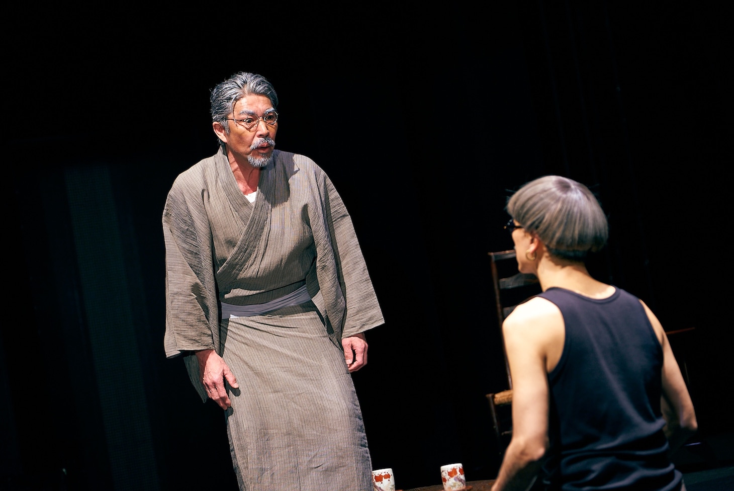 劇団印象-indian elephant- 第33回公演「藤田嗣治～白い暗闇～」より。（撮影：菅原康太）