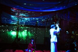 DAZZLE飯塚浩一郎が語る、北野天満宮でのイマーシブシアター「花宵の大茶会」