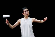 酒井はな×岡田利規「ジゼルのあらすじ」初演の様子。（提供：愛知県芸術劇場）©︎HATORI Naoshi