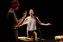 酒井はな×岡田利規「ジゼルのあらすじ」初演の様子。（提供：愛知県芸術劇場）©︎HATORI Naoshi